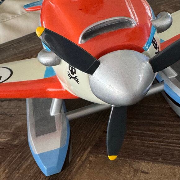 Disney Pixar Planes Fire & Rescue Dusty Coin Bank Rare Collectable - Picture 3 of 8